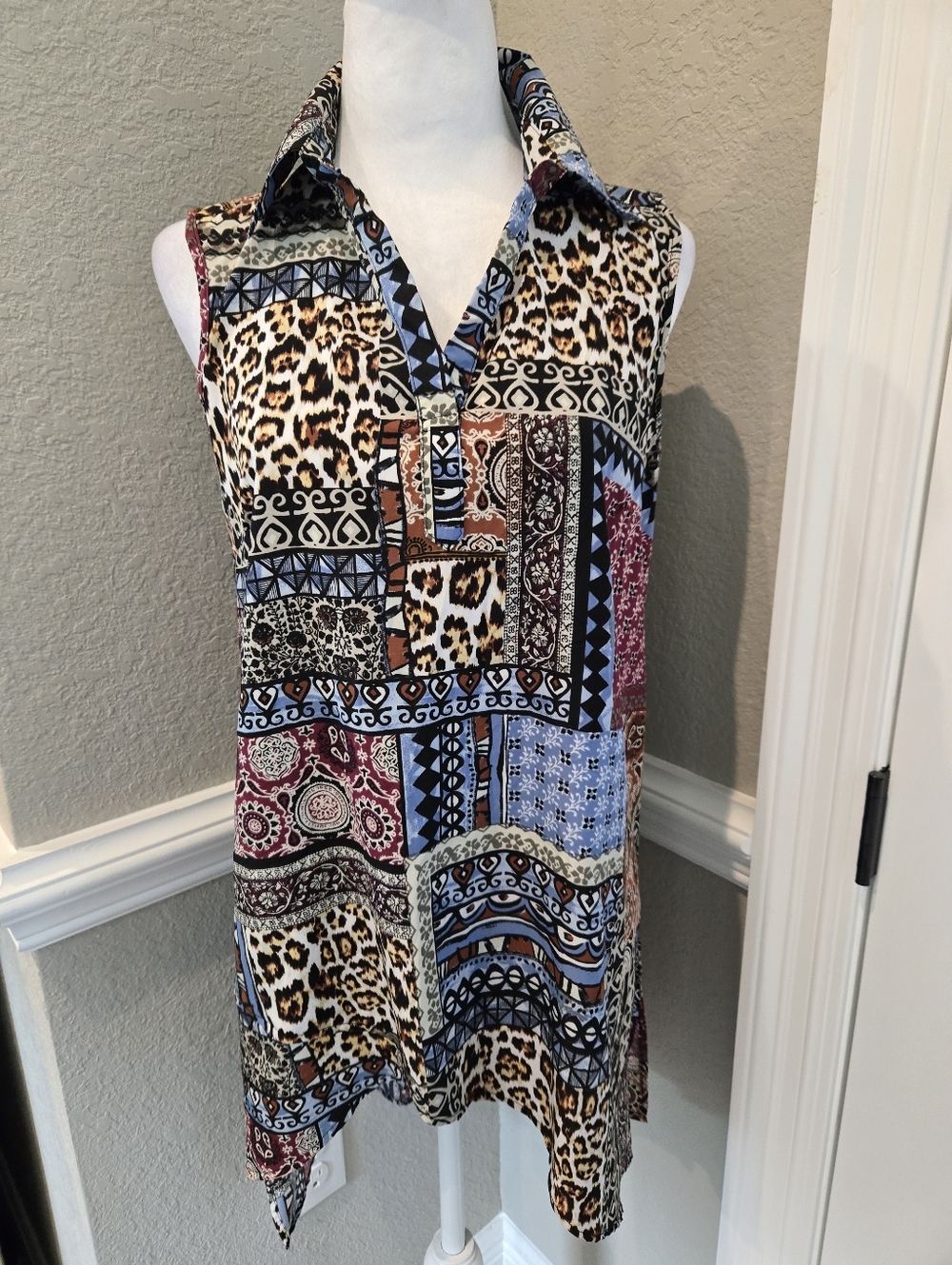 New Directions Multicolor Patchwork Leopard Print Sleeveless Tunic